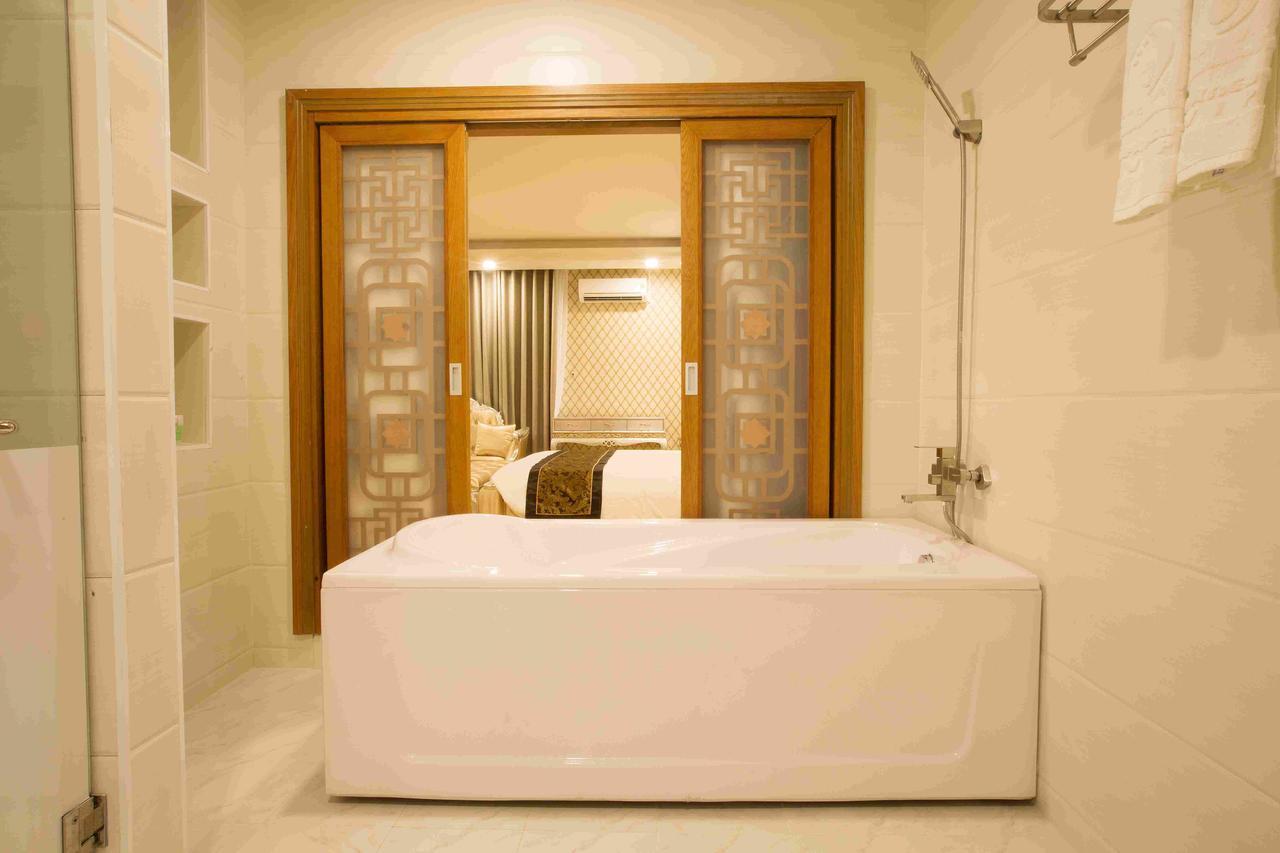 Cà Mau Anh Nguyet Hotel מראה חיצוני תמונה